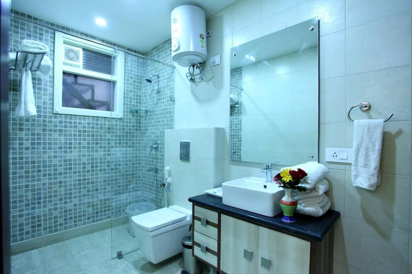 Hc Grand New Delhi