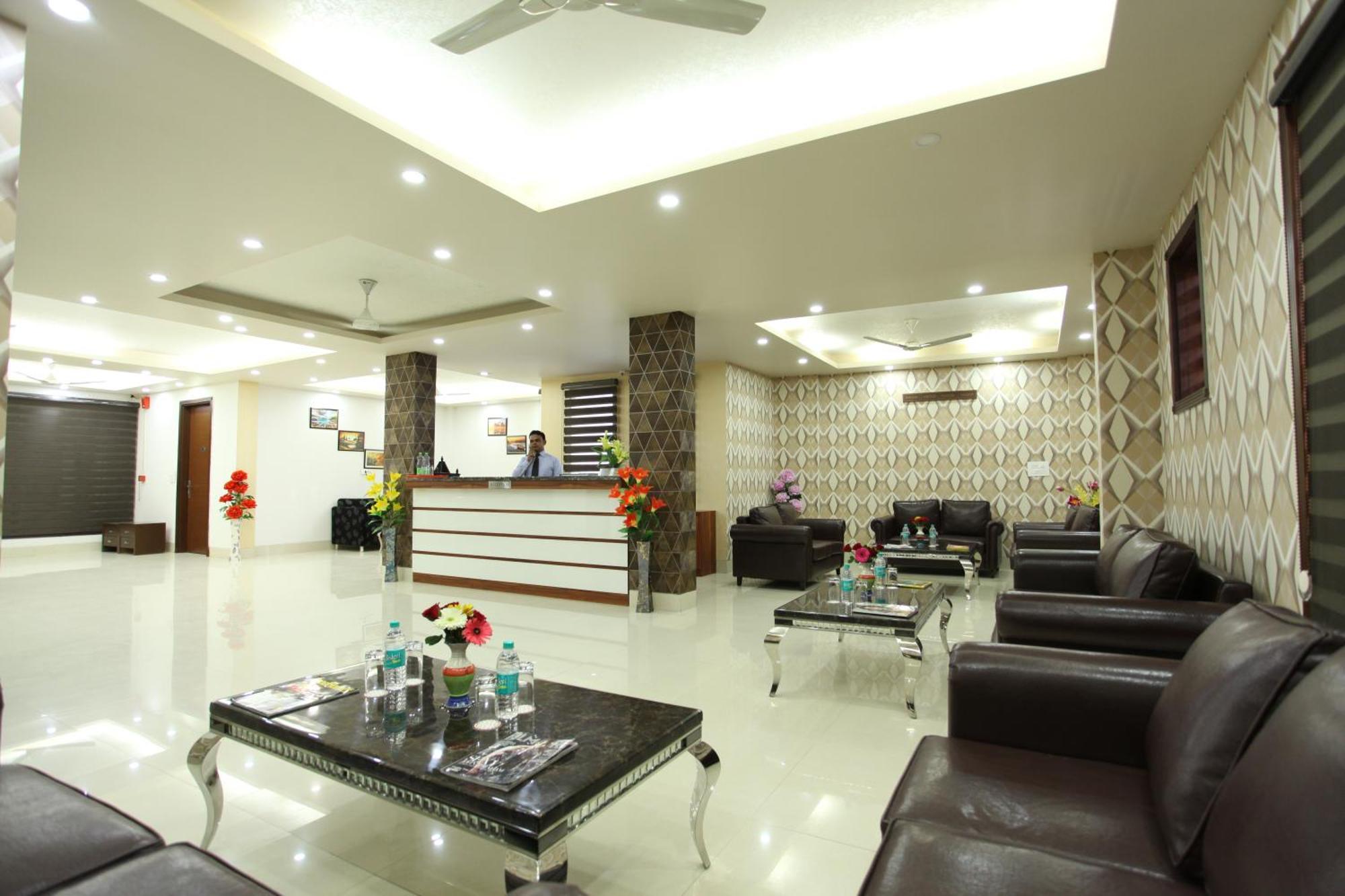 Hotel Hc Grand 3*